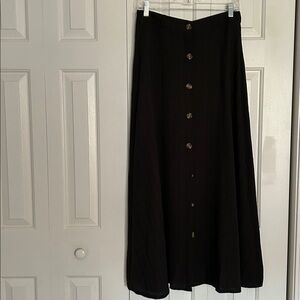 Womens trendy solid black maxi skirt